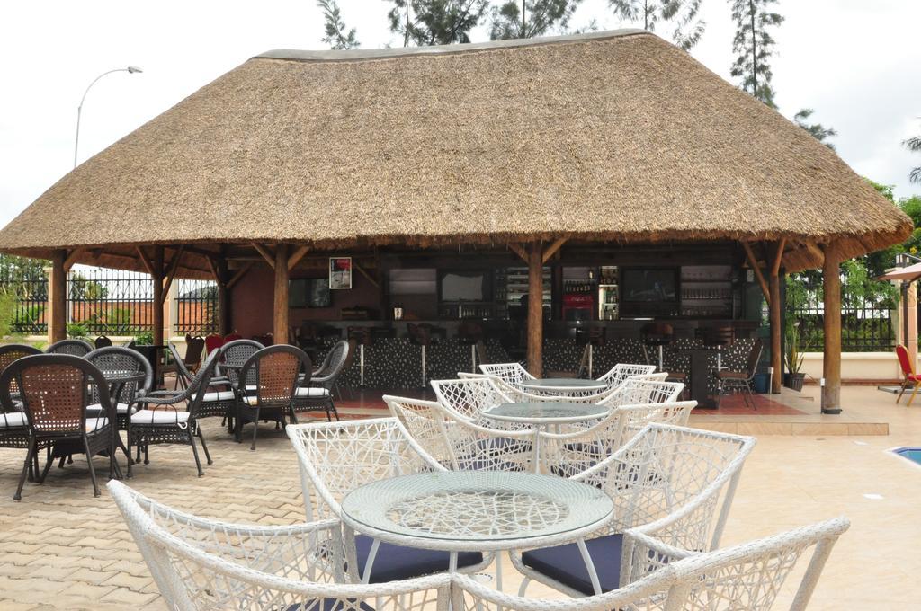 Great Seasons Hotel Kigali Esterno foto