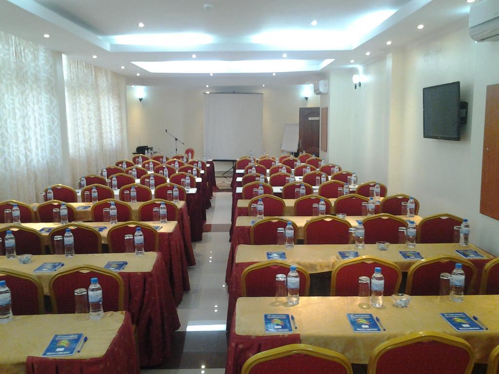 Great Seasons Hotel Kigali Esterno foto
