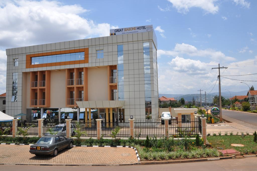 Great Seasons Hotel Kigali Esterno foto