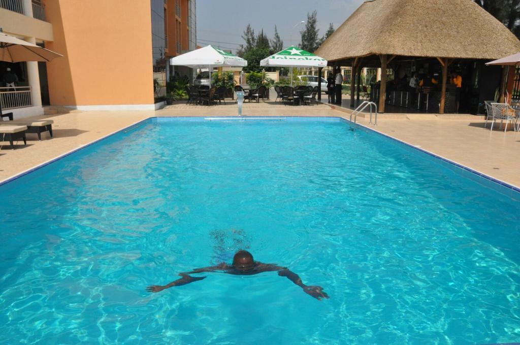 Great Seasons Hotel Kigali Esterno foto