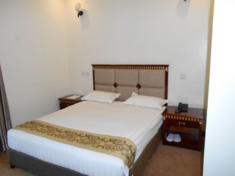 Great Seasons Hotel Kigali Esterno foto