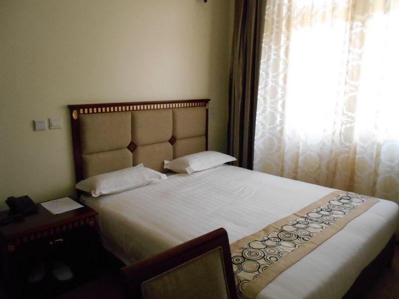Great Seasons Hotel Kigali Esterno foto