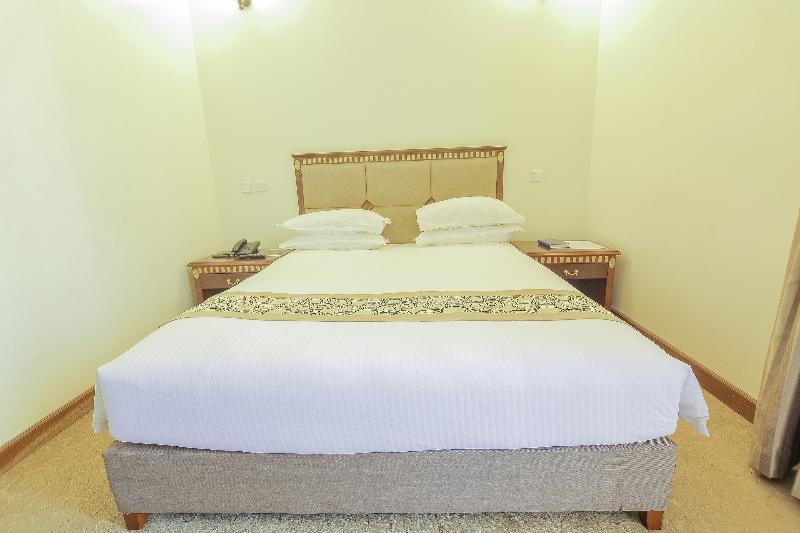 Great Seasons Hotel Kigali Esterno foto